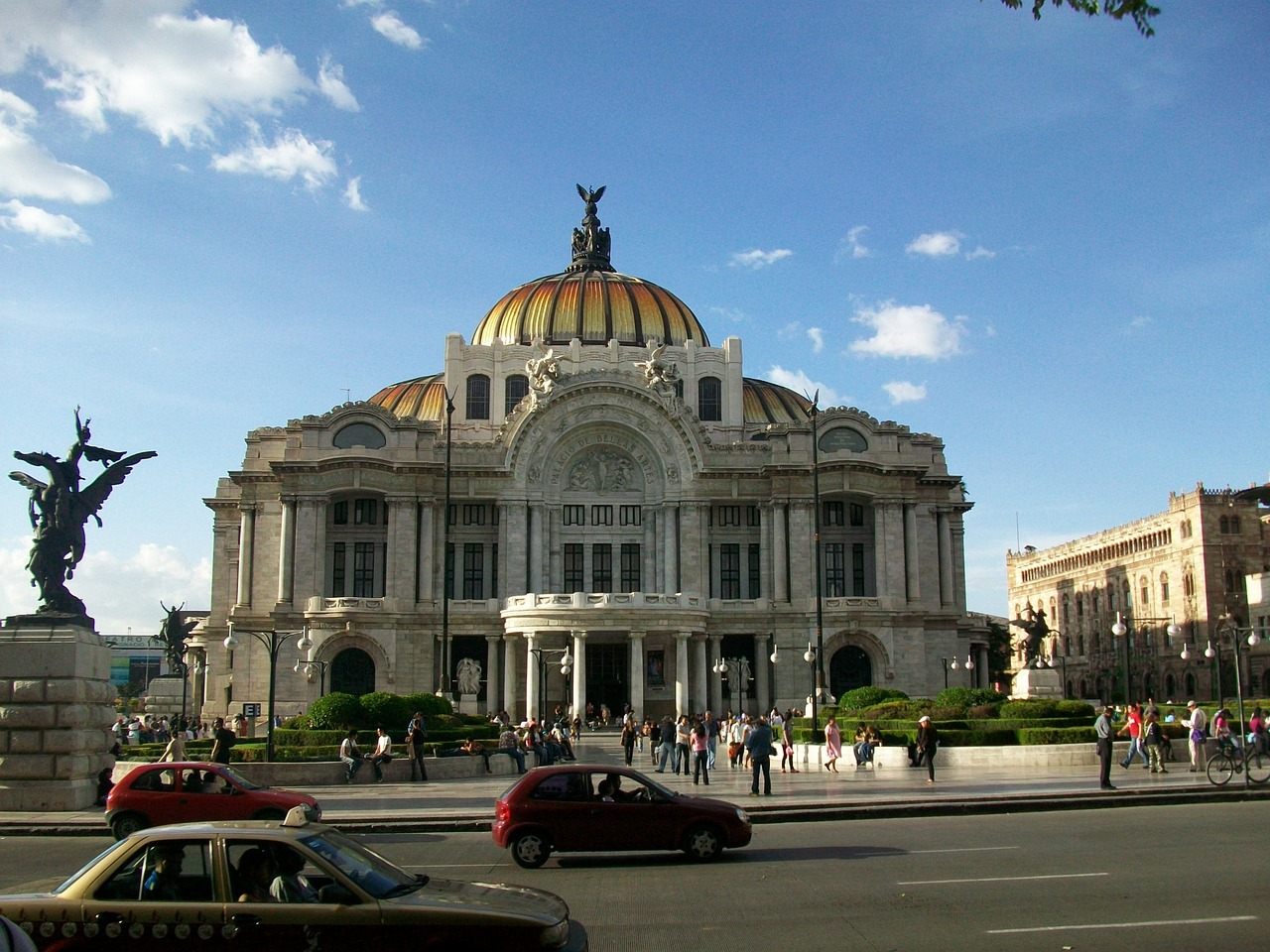 ¿Que se puede observar en el Palacio de Bellas Artes?