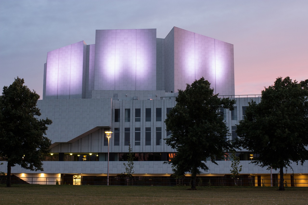 ¿Qué caracteriza la arquitectura de Alvar Aalto?