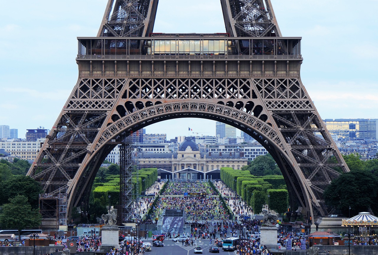 ¿Dónde está la Torre Eiffel pequeña?